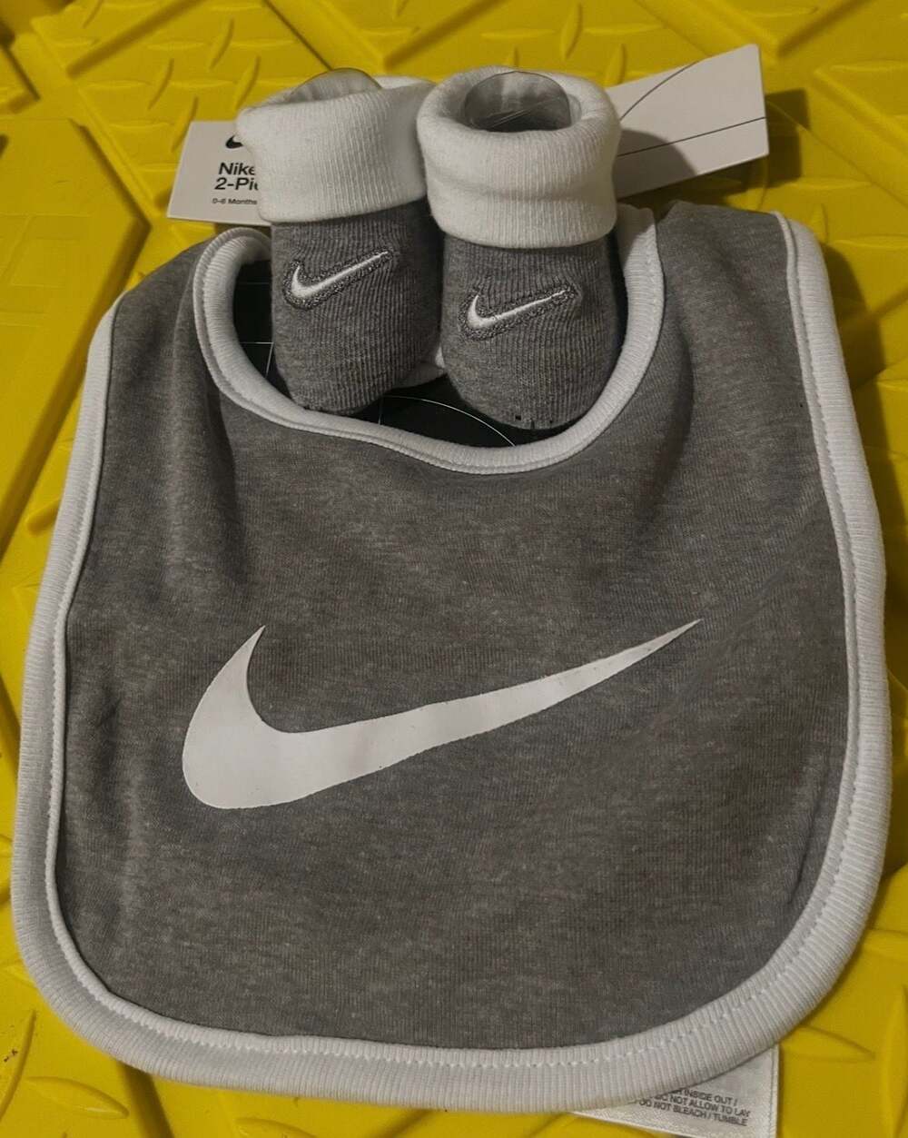 Nike Baby Bib and Booties Set 0-6 Months Grey White
